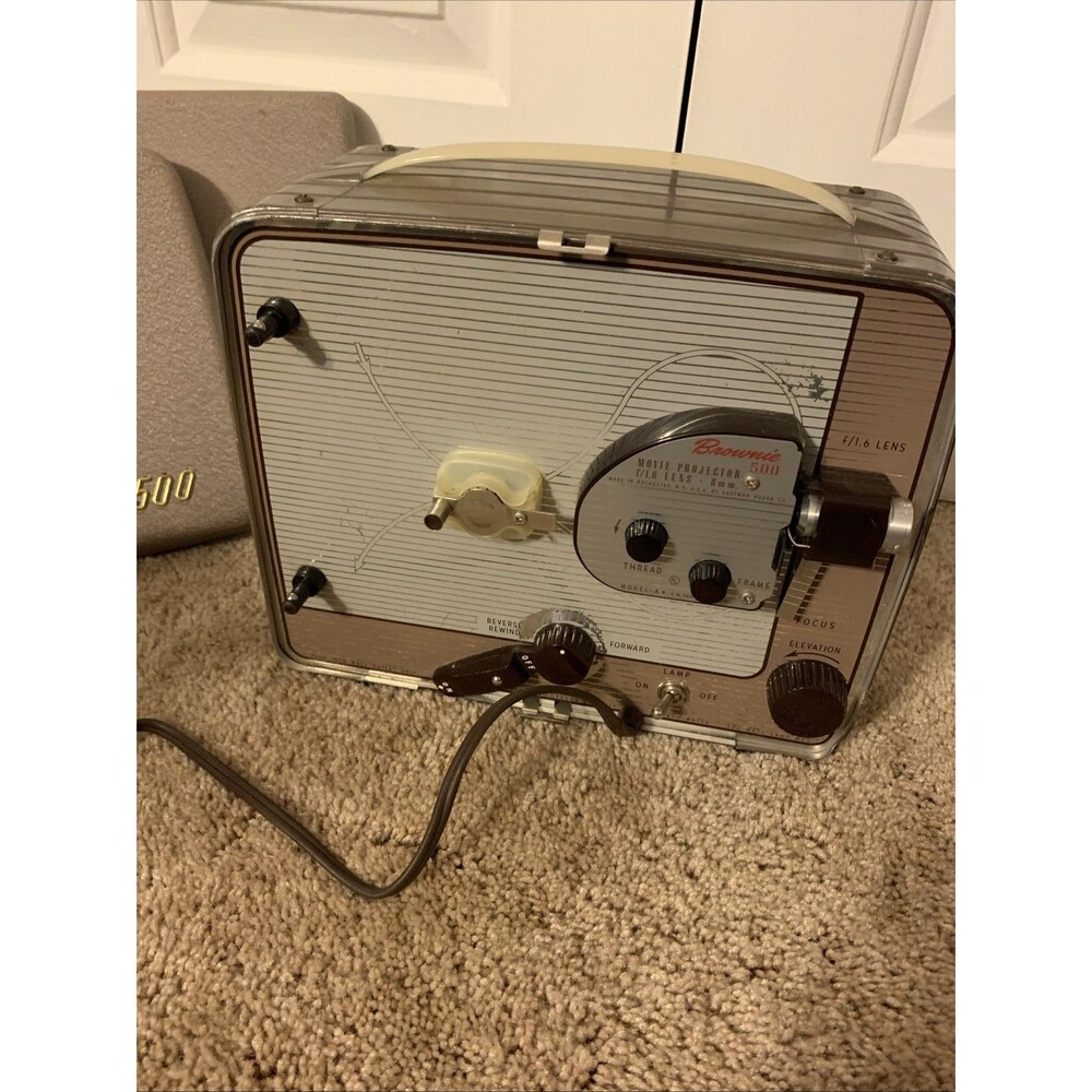 Vintage Kodak Brownie 500 Movie Projector 8mm no.189 in Original Box Works!